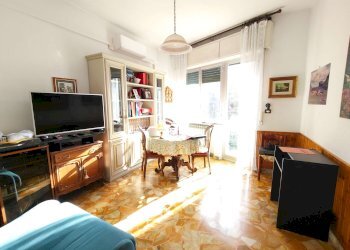 9 soggiorno - Two-room apartment via G. Mendozza, Genova (neighborhood Quinto) - photo 3