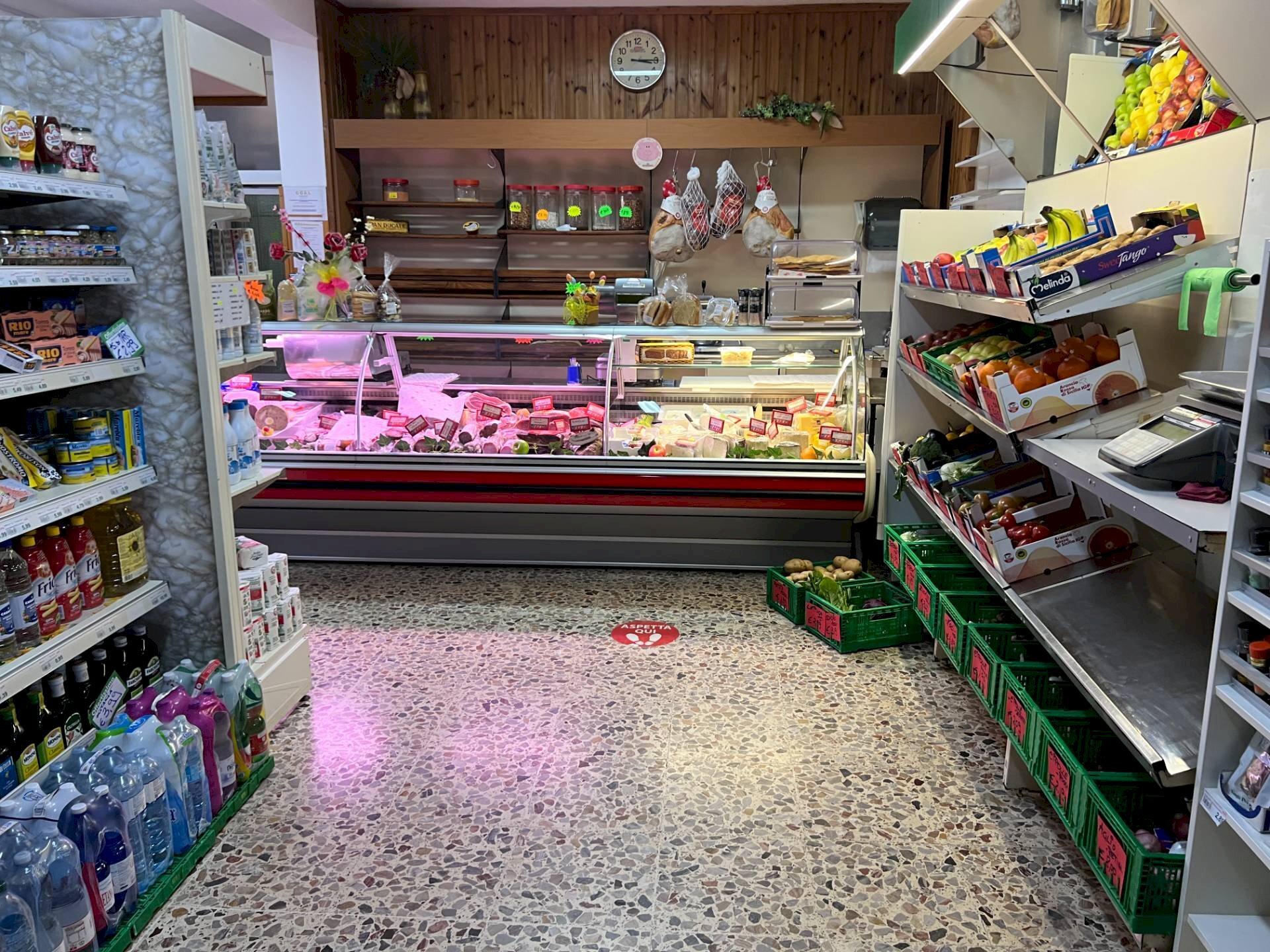 Foto 3 - Locale Commerciale VIA TRIESTE
 
37, Alba Adriatica - foto 3