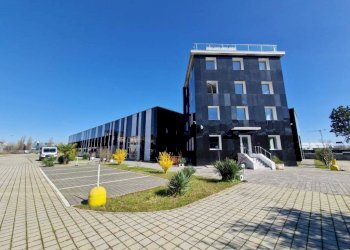 Facciata - Capannone via Sempione, Pero - foto 3