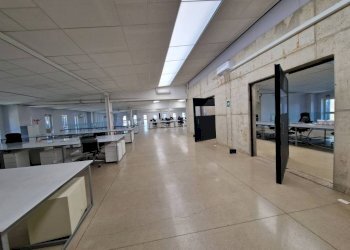 Interno non residenziale - Capannone via Sempione, Pero - foto 13