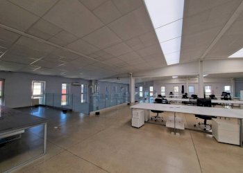 Interno non residenziale - Capannone via Sempione, Pero - foto 20