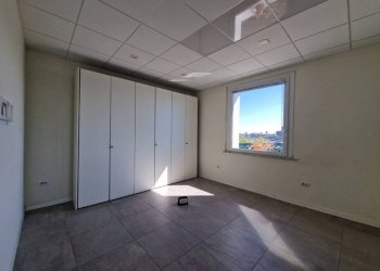 Ufficio - Office via Sempione, Pero - photo 31