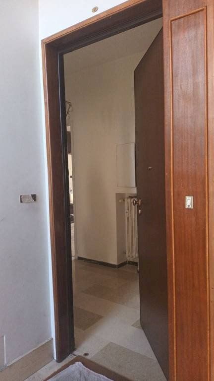 Interno palazzo - Three-room apartment via Rodolfo Renier, 6, Torino (neighborhood San Paolo) - photo 3