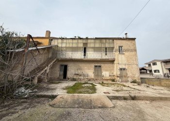 Foto 1 - Casa indipendente Via Leonardo da Vinci, Villa di Briano - foto 1