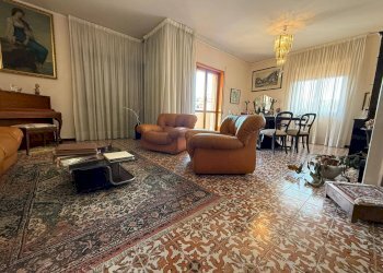 Foto 2 - Appartamento Via Lupoli
 
3, Caserta - foto 2