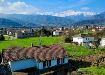 Facciata - Villa strada Vecchia di San Giovanni, 49, Luserna San Giovanni - foto 47