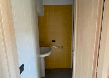 Bagno - Three-room apartment Alessandria - photo 5