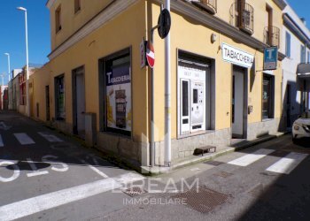 Foto 1 - Attività Commerciale Via Enrico Toti, Cagliari - foto 1