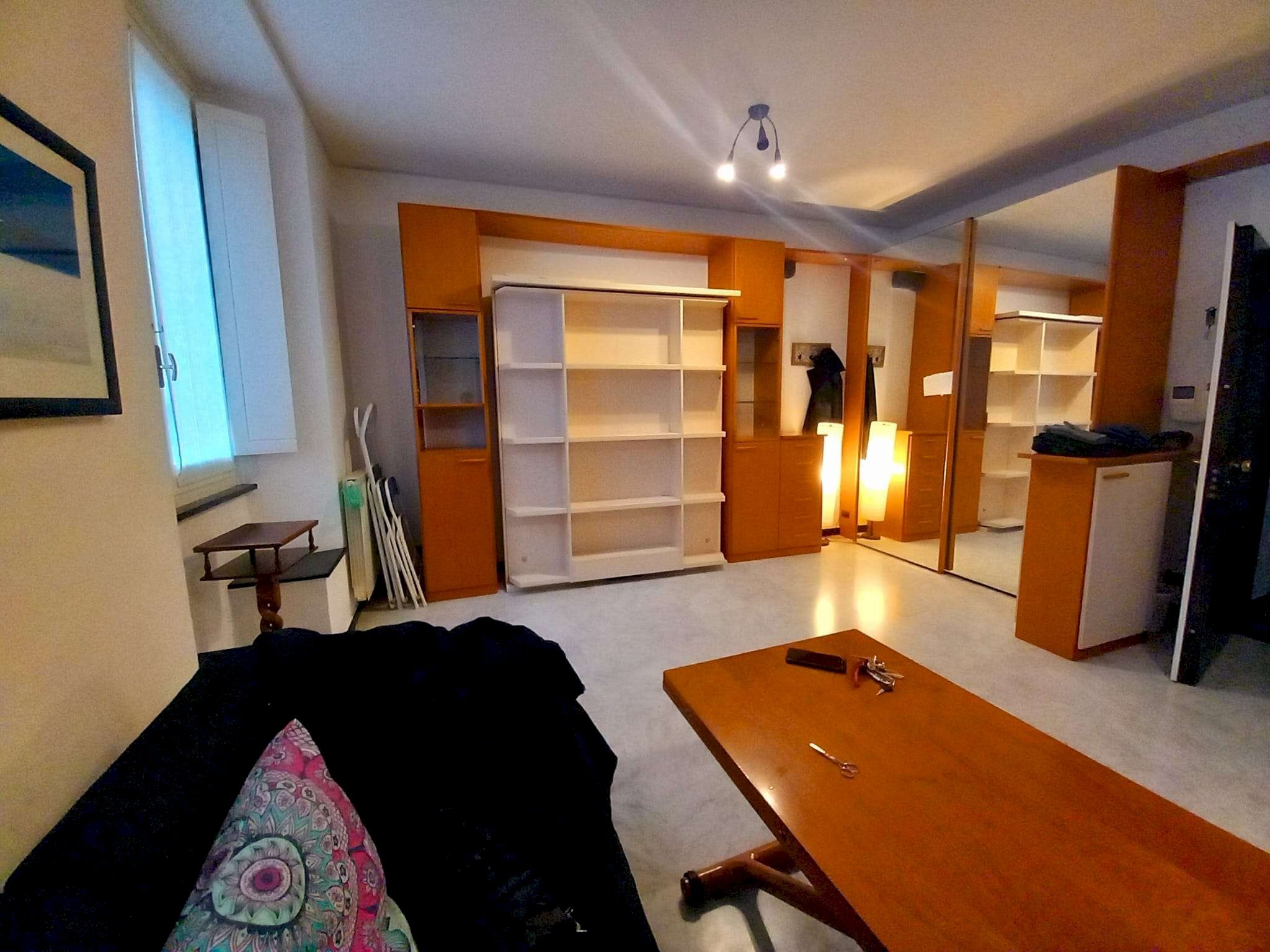 appartamento in locazione genova piazza da varagin - Apartment piazzetta Jacopo da Varagine, Genova (neighborhood Centro Storico) - photo 1