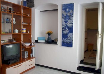 appartamento in locazione genova piazza da varagin - Apartment piazzetta Jacopo da Varagine, Genova (neighborhood Centro Storico) - photo 9