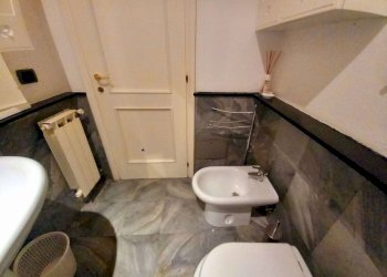 appartamento in locazione genova piazza da varagin - Apartment piazzetta Jacopo da Varagine, Genova (neighborhood Centro Storico) - photo 14