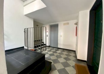 appartamento in locazione genova piazza da varagin - Apartment piazzetta Jacopo da Varagine, Genova (neighborhood Centro Storico) - photo 16