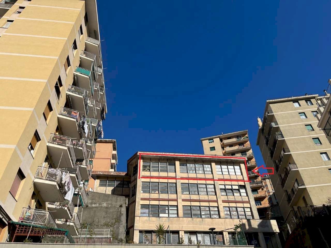 fondo locale vendita genova marassi via tortona - Commercial Premises via Tortona, Genova (neighborhood Staglieno) - photo 1
