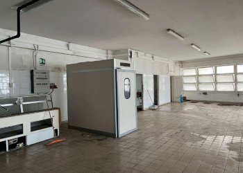 fondo locale commerciale in vendita genova staglie - Shed via Tortona, Genova (neighborhood Staglieno) - photo 3