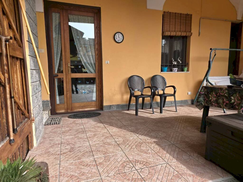 Interno palazzo - Two-room apartment Strambino - photo 1