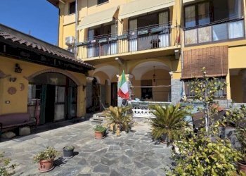 Facciata - Two-room apartment Strambino - photo 19