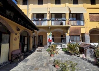 Facciata - Two-room apartment Strambino - photo 21