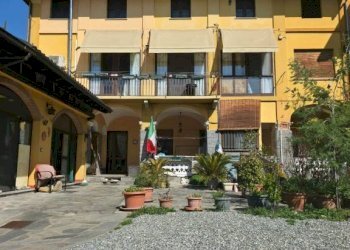 Facciata - Two-room apartment Strambino - photo 23