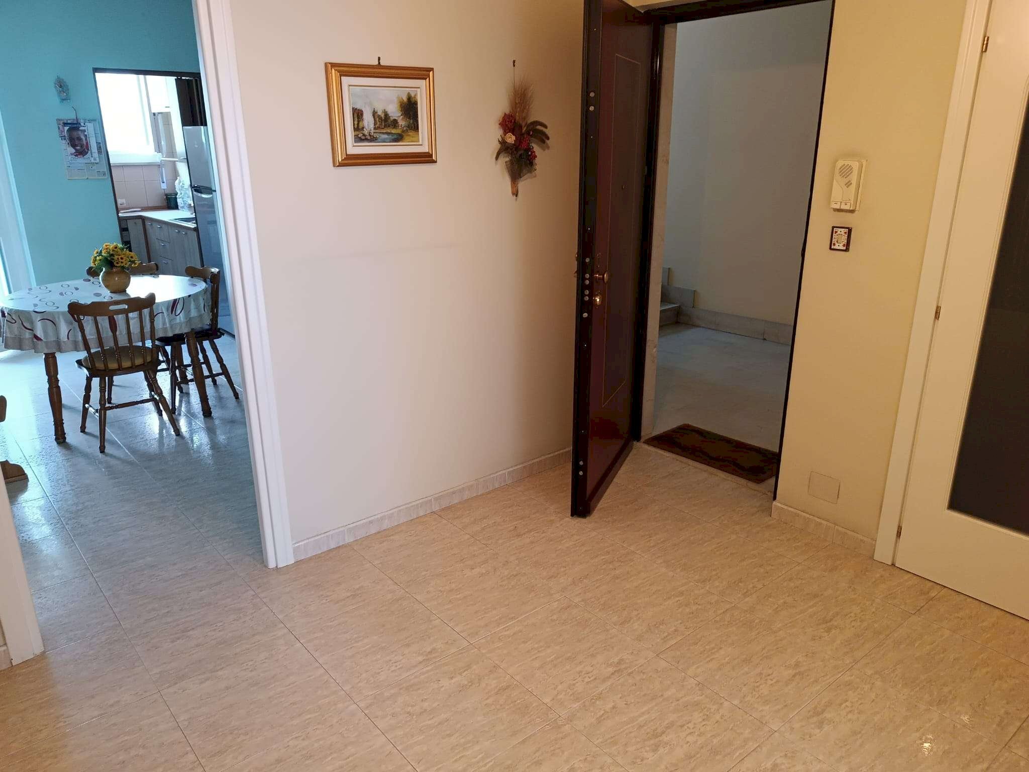 ingresso - Three-room apartment corso Sebastopoli, 297, Torino (neighborhood Santa Rita) - photo 2