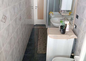 bagno - Three-room apartment corso Sebastopoli, 297, Torino (neighborhood Santa Rita) - photo 15