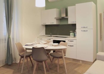 soggiorno - Bed & Breakfast via Giuseppe Garibaldi, 12, Roma (neighborhood Trastevere) - photo 2