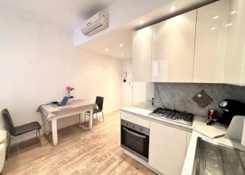 Cucina - Appartamento via San Vincenzo, Genova (zona Centro) - foto 3