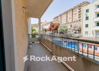 Terrazzo - Four-room apartment viale dei Bizantini, 75/2, Catanzaro - photo 22