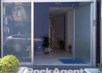 Cortile interno - Office via Nazionale, 77, Sant'Egidio del Monte Albino - photo 21