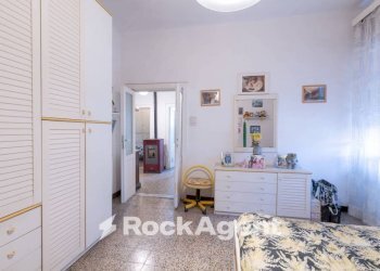 Camera da letto - Casa indipendente via Giuseppe Bandi, 20, Livorno - foto 17