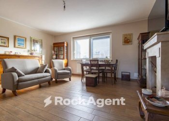 Salone - Trilocale via Bisceglia, Catanzaro - foto 2