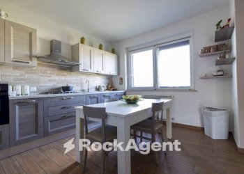 Cucina - Trilocale via Bisceglia, Catanzaro - foto 15