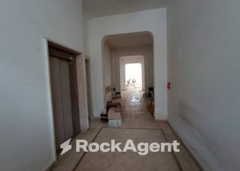 Stanza non arredata - Appartamento via Regina Elena, 25, Trepuzzi - foto 36