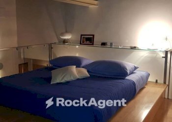 Camera da letto - Two-room apartment vico del Vasto a Chiaia, Napoli (neighborhood Chiaia) - photo 10