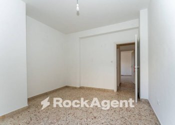 Camera da letto - Three-room apartment via del Canalicchio, 3, Tremestieri Etneo - photo 18