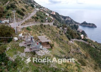 Vista - Attività Commerciale via Aldo Moro, 1, Furore - foto 10