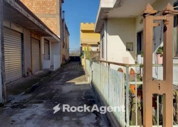 Cortile interno - Three-room apartment via Masseria Spagnuolo, 11, Sarno - photo 34