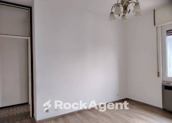 Camera da letto - Three-room apartment via Angelo Amati, 6, Pavia - photo 7