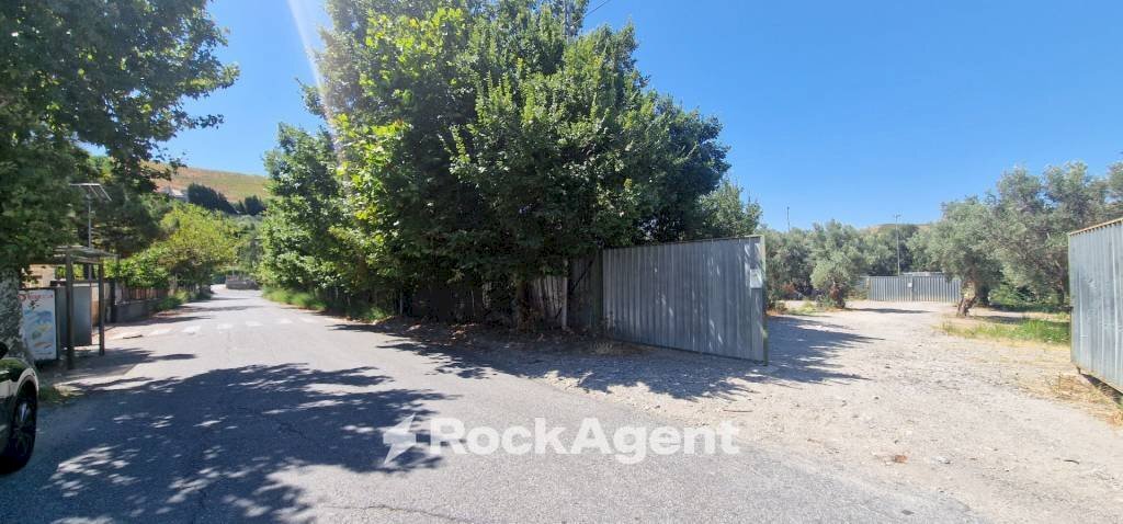 Zona - Building land via Conti di Loritello, Catanzaro - photo 1