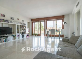 Salone - Appartamento via Madonna della Neve, 5, Bergamo - foto 2