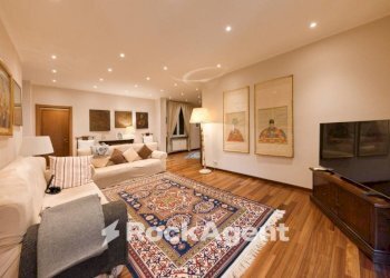 Salone - Three-room apartment via Paolo Giacometti, Genova (neighborhood Marassi) - photo 6