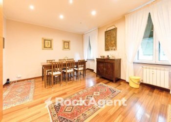 Salone - Three-room apartment via Paolo Giacometti, Genova (neighborhood Marassi) - photo 7