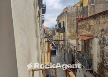 Balcone - Monolocale via Mazzini, 22, Sarno - foto 2