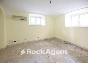 Cantina - Office corso Angelo Gianelli, 11, Chiavari - photo 13