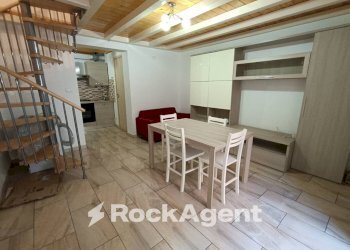 Salone - Two-room apartment via Aloi, 36, Catania - photo 2