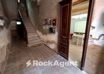 Interno palazzo - Bilocale via Aloi, 36, Catania - foto 15