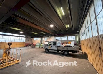 Interno non residenziale - Capannone via Emilio Vecchia 102, Varazze - foto 1