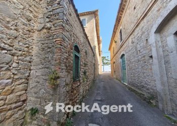 Zona - Stable - Palace Località Morruzze, 14, Baschi - photo 7