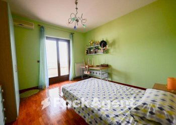 Camera da letto - Villa via Philadelphia, 17, Satriano - foto 20