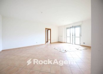 Cucina - Trilocale via Tortona, 84, Alessandria - foto 6