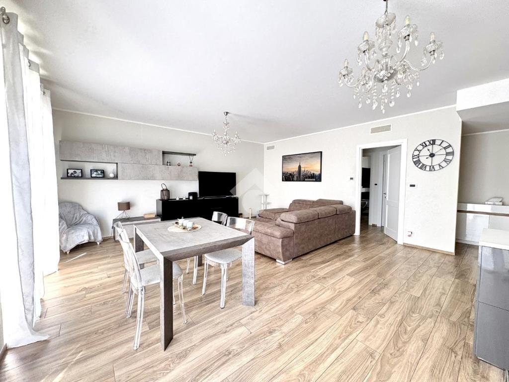 Trilocale Via Borgo Vecchio, Carignano - foto 2